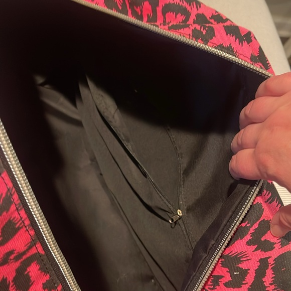 Vintage PINK Victorias Secret Travel Luggage in Pink Leopard Print - Picture 10 of 16